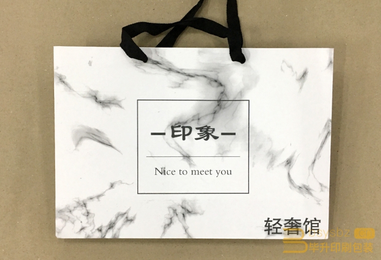 印象輕奢館服裝手提袋印刷、服飾手提袋訂制